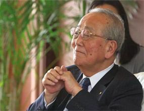 像稻盛和夫一样以利他之心为本